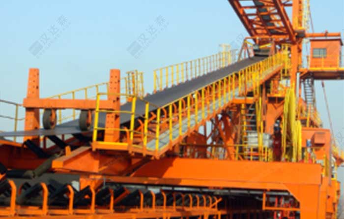 礦山機械的煤炭轉運設備.jpg 礦山機械的煤炭轉運設備.jpg