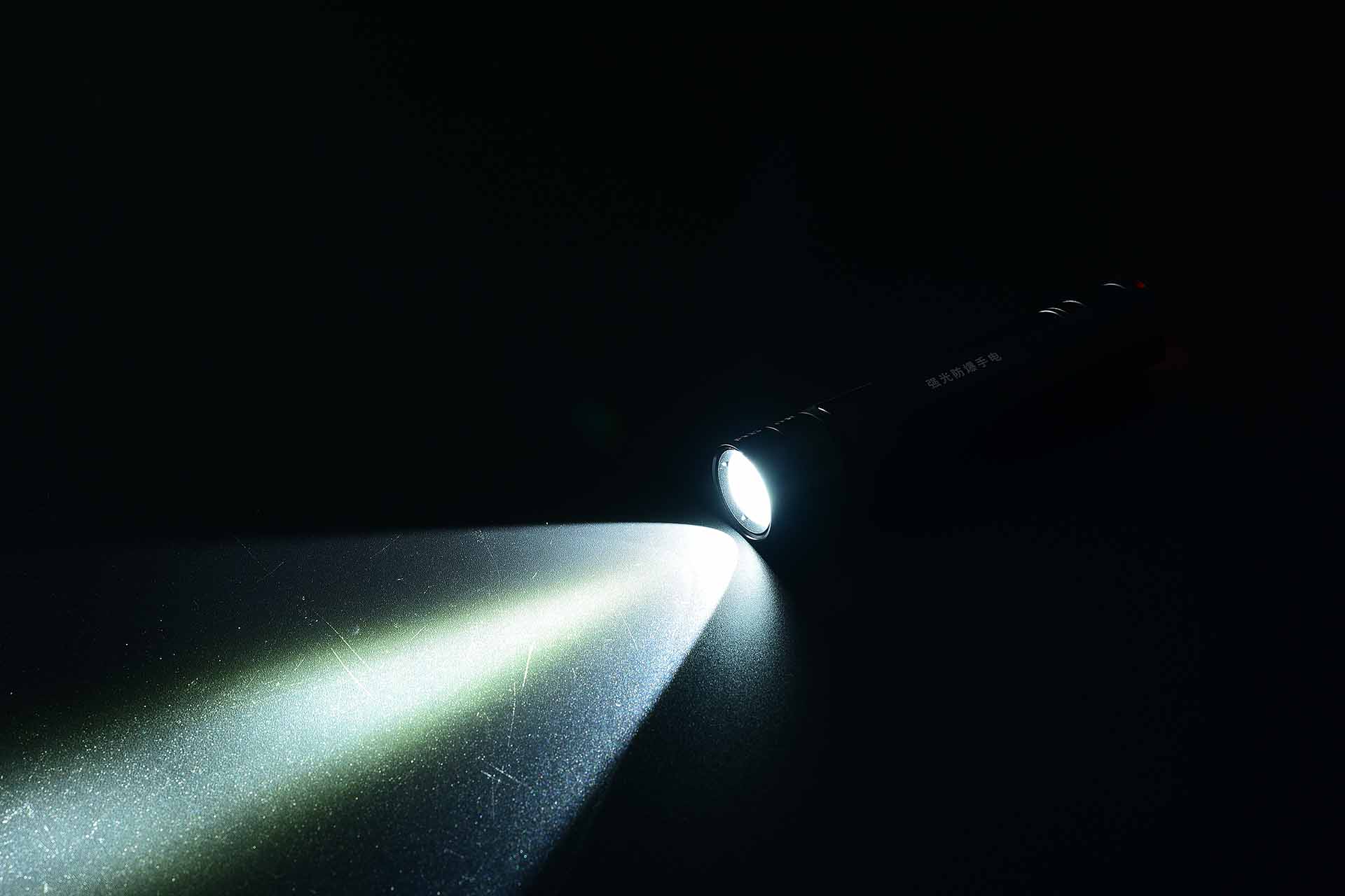 1658306493852732.jpg 1658306493852732.jpg